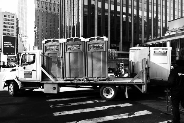 Porta potty delivery and setup in Oradell, NJ